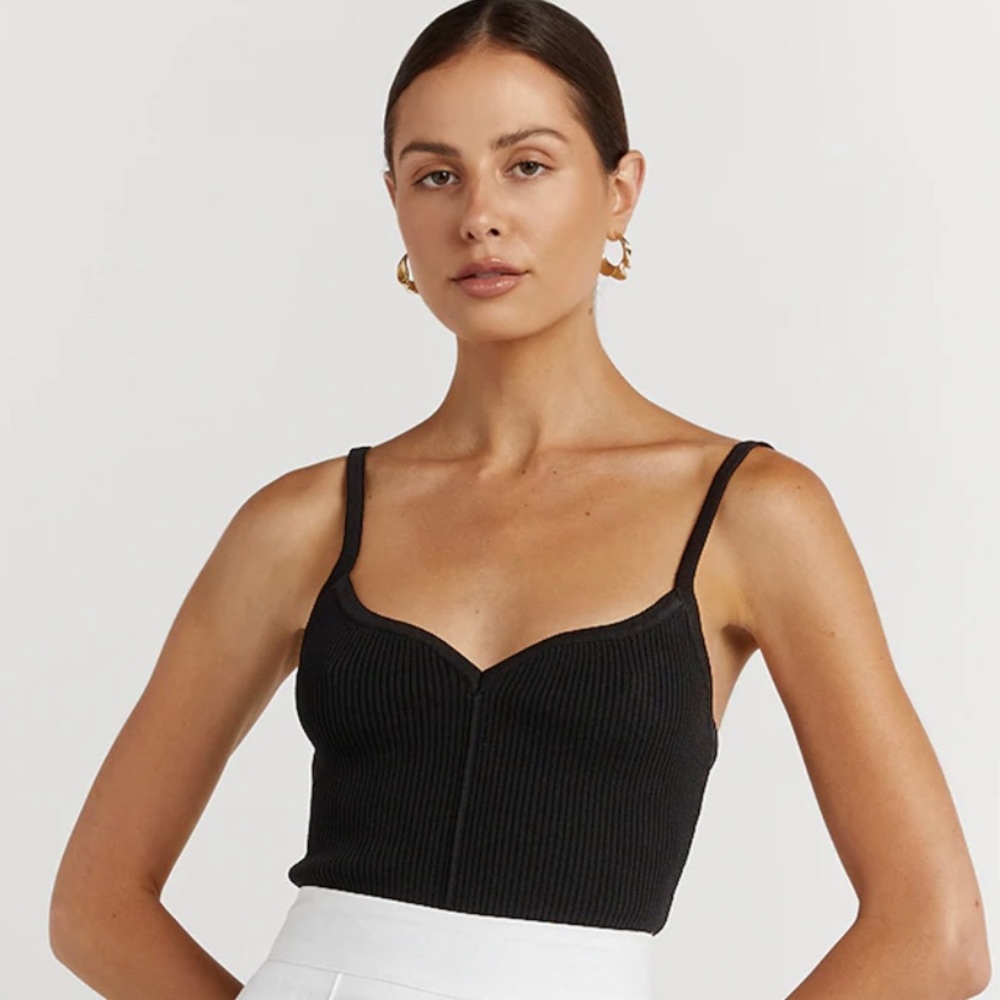 Dissh Element Black Sweetheart Knit Top